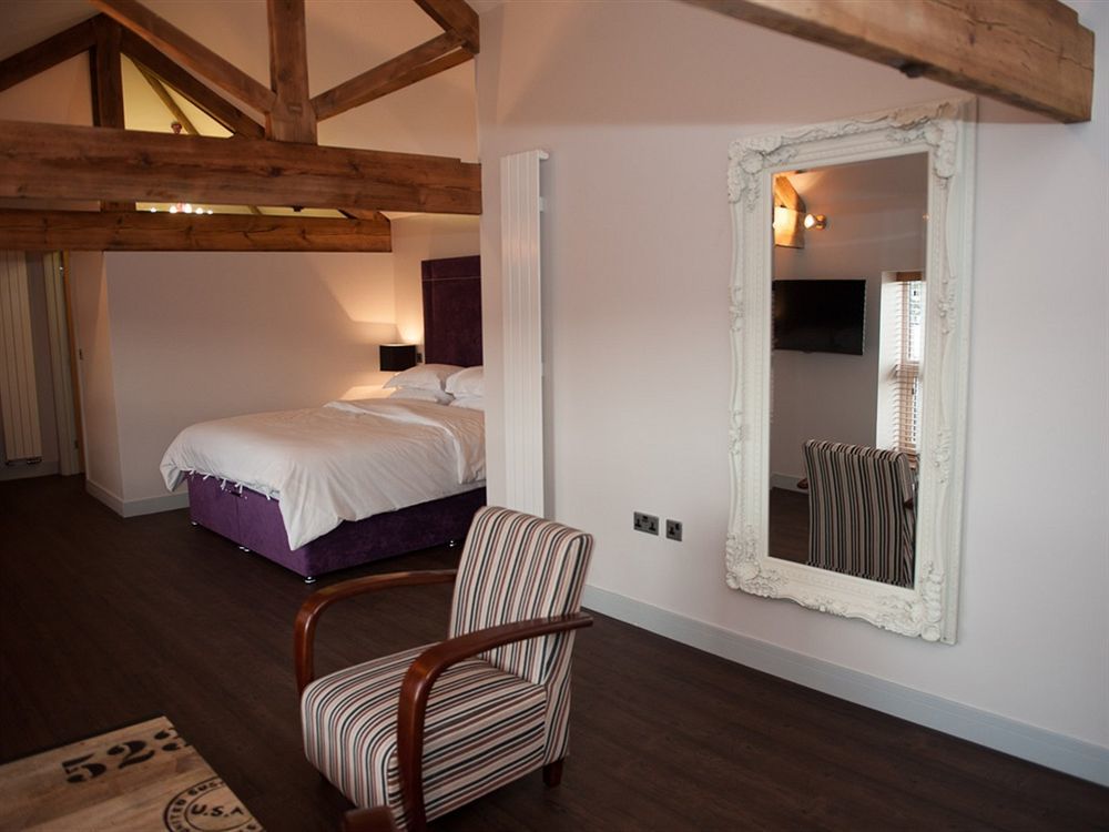 Hotel Forty One Driffield エクステリア 写真